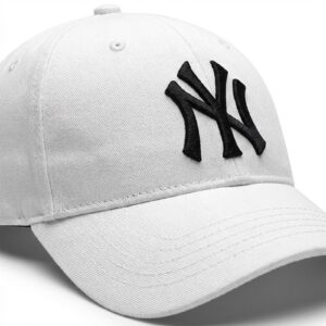 caprices-moda-aviles-gorras-05-blanca